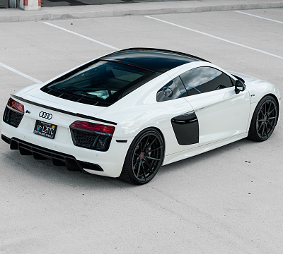 Фото дисков Strasse Wheels SV10 Deep Concave Duoblock на Audi R8 (4S)