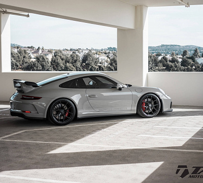 Фото дисков HRE R101 Lightweight на Porsche 911 VII