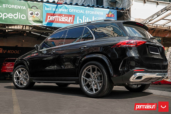 Фото дисков Vossen HF-5 Сатиновый графит на Mercedes-Benz GLE II