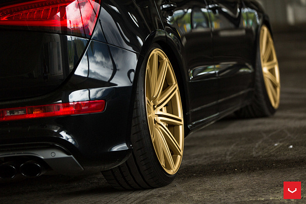 Фото дисков Vossen CV4 Сатиновое золото на Audi Q5 (8R)