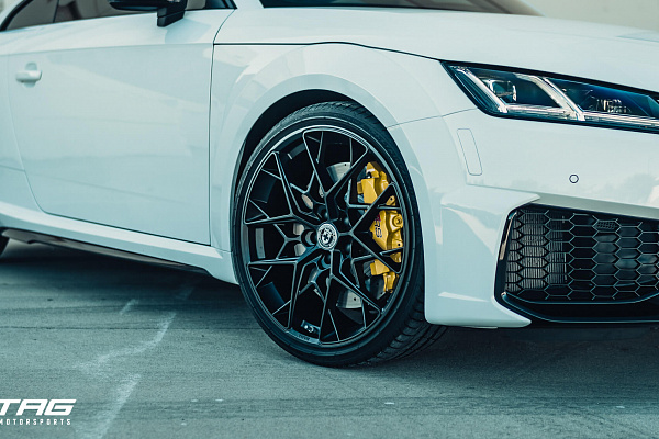Фото дисков HRE FF10 Черный сатин на Audi TT (8S)