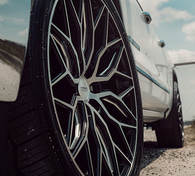 Фото дисков Vossen HF6-3 на GMC Sierra III