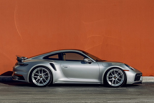 Фото дисков Anrky XR-201 Глянцевый лак на Porsche 911 VIII