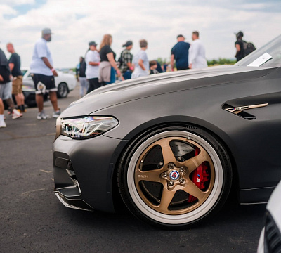 Фото дисков HRE 527 на BMW 5/M5 (G30/F90)