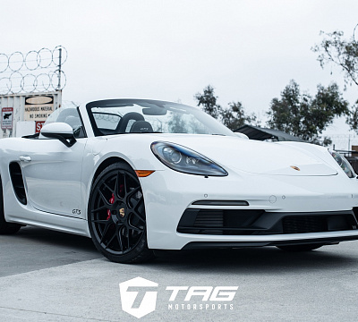Фото дисков HRE FF01 на Porsche Boxster III