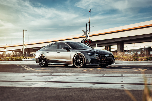 Фото дисков Brixton Forged PF10 Черный сатин на Audi A/RS 7 (4K)