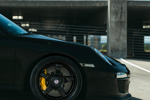 Фото дисков HRE 305 GTS Черный глянец на Porsche 911 VI