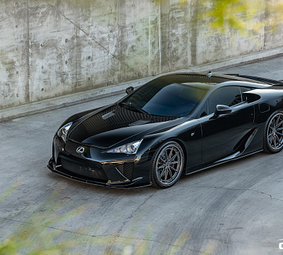 Фото дисков Brixton Forged R11-R на Lexus LFA