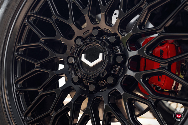 Фото дисков Vossen GNX-02 Черный глянец на Mercedes-Benz G-Class III