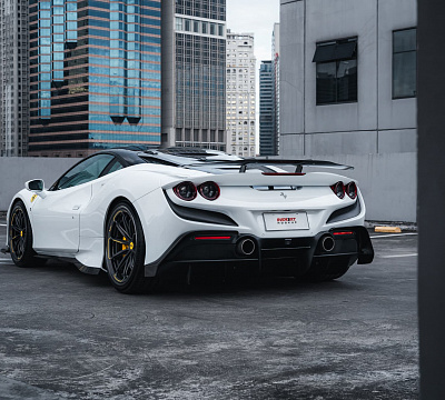 Фото дисков Brixton Forged R11-RS на Ferrari F8