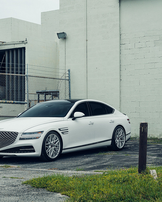 Фото дисков HF-7 Серебро на Genesis G80 II