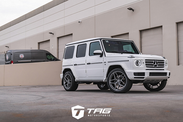 Фото дисков HRE FF11 Серебро на Mercedes-Benz G-Class III