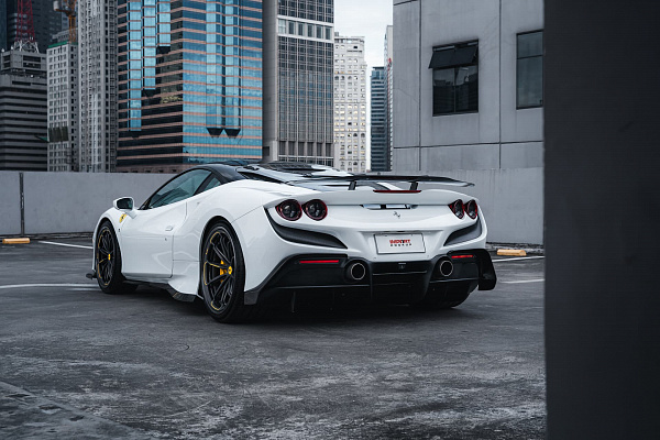 Фото дисков Brixton Forged R11-RS Черный сатин на Ferrari F8