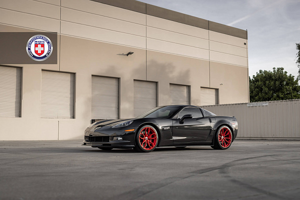 Фото дисков HRE P201 Красный сатин на Chevrolet Corvette C6
