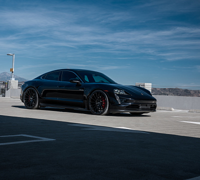 Фото дисков Savini BM16 на Porsche Taycan I
