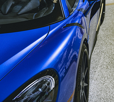 Фото дисков Strasse Wheels R10 Deep Concave FS на McLaren 600