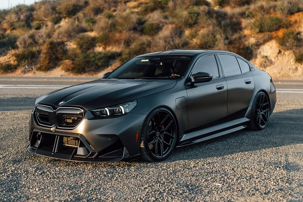 Фото дисков MV Forged MVF-5 Черный сатин на BMW 5/M5 (G60/G90)