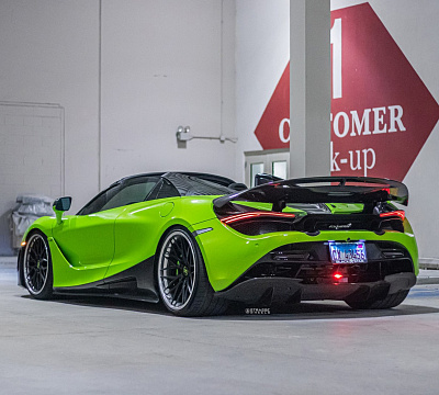 Фото дисков Strasse Wheels SV10M Deep Concave FS на McLaren 720S