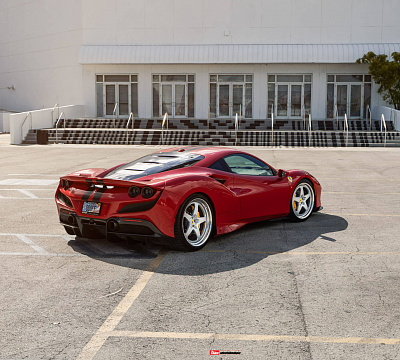 Фото дисков HRE 527 на Ferrari F8
