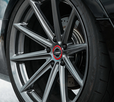 Фото дисков Vossen VFS-10 на Cadillac CTS III