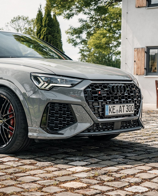 Фото дисков Hight Performance HR-F Алмазная проточка на Audi Q3 (F3)