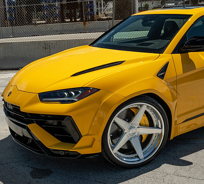 Фото дисков Anrky RS5.3 на Lamborghini Urus