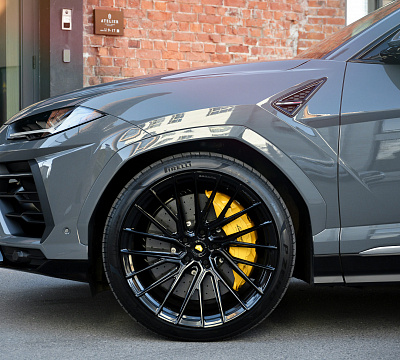 Фото дисков Vossen EVO-6T на Lamborghini Urus