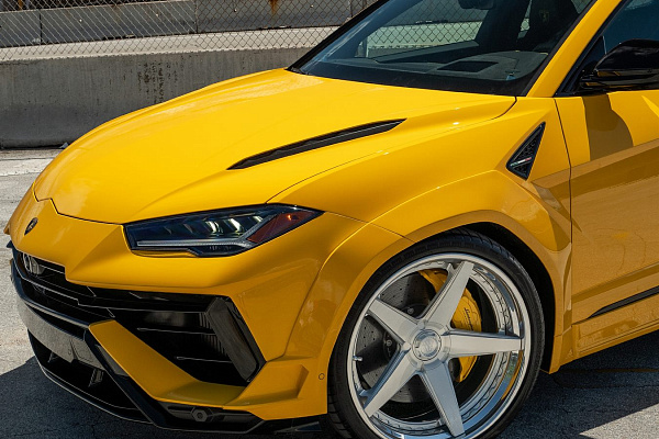 Фото дисков Anrky RS5.3 Глянцевый лак на Lamborghini Urus