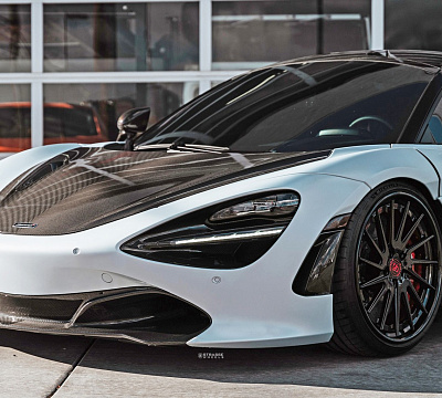 Фото дисков Strasse Wheels SV15T Deep Concave FS на McLaren 720S
