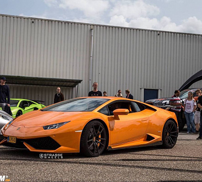 Фото дисков Strasse Wheels SV1 Deep Concave Monoblock на Lamborghini Huracan