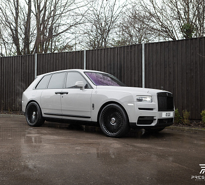 Фото дисков Vossen S17-16 на Rolls-Royce Cullinan