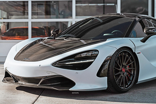 Фото дисков Strasse Wheels SV15T Deep Concave FS Другой цвет на McLaren 720S