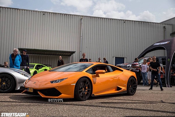 Фото дисков Strasse Wheels SV1 Deep Concave Monoblock Другой цвет на Lamborghini Huracan