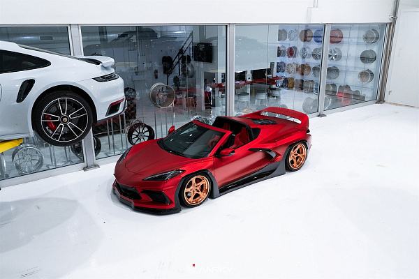Фото дисков Anrky XR-305 Глянцевая медь на Chevrolet Corvette C8