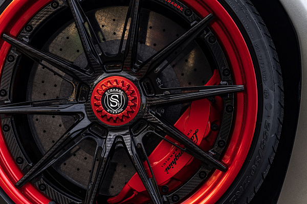 Фото дисков Strasse Wheels SV10-RS Performance Другой цвет на Lamborghini Aventador