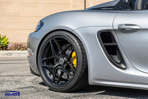 Фото дисков HRE FF11 Черный сатин на Porsche Cayman II