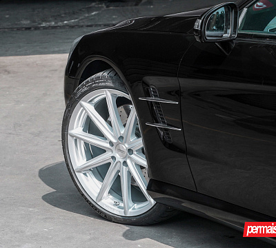 Фото дисков Vossen VFS-10 на Mercedes-Benz SL (R231)