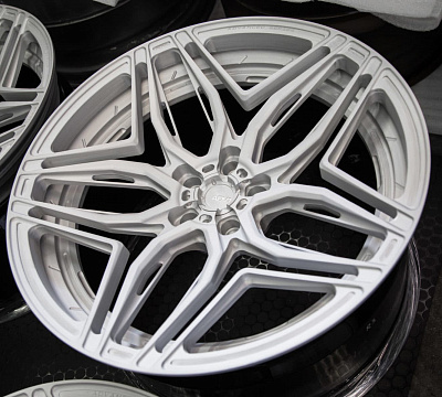 ADV.1 ADV005F M.V2 Advanced Series