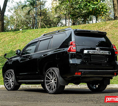 Фото дисков Vossen HF6-1 на Toyota Land Cruiser Prado 150