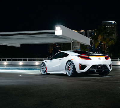 Фото дисков Vossen VPS-1 на Acura NSX II