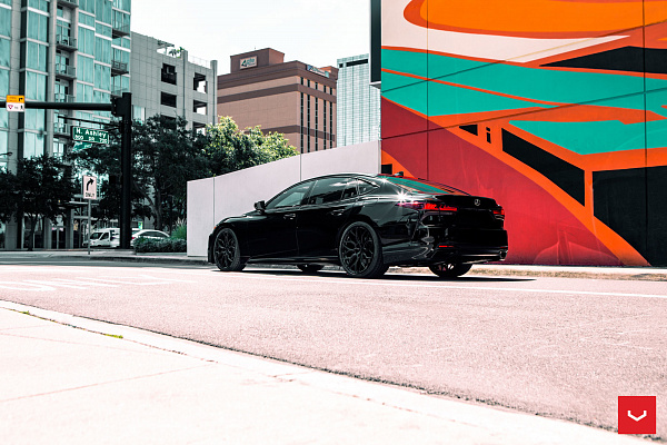 Фото дисков Vossen HF-2 Черный глянец на  Lexus LS V