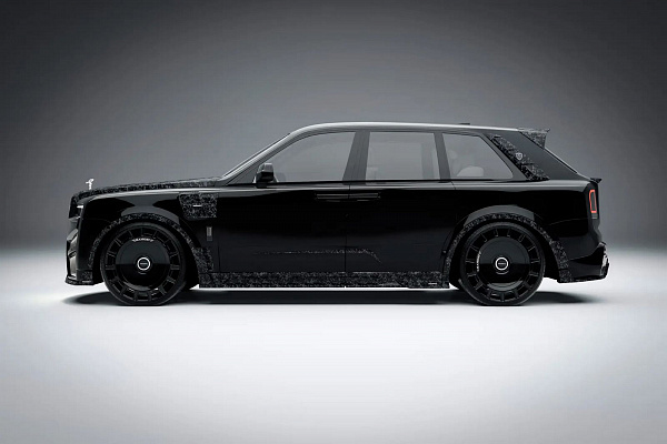 Фото дисков Mansory FD.15 Черный глянец на Rolls-Royce Cullinan