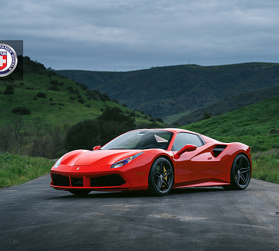 Фото дисков HRE P107SC на Ferrari 488
