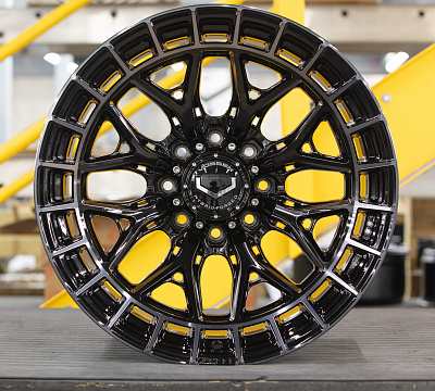 Vossen HFX-1 (8-Lug)