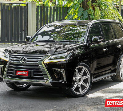 Фото дисков Vossen S17-11 на Lexus LX III