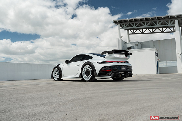 Фото дисков Anrky AN20 Aerosport Белый глянец на Porsche 911 VIII