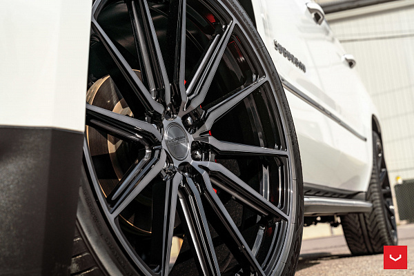 Фото дисков Vossen HF6-1 Алмазная проточка на Chevrolet Suburban XII