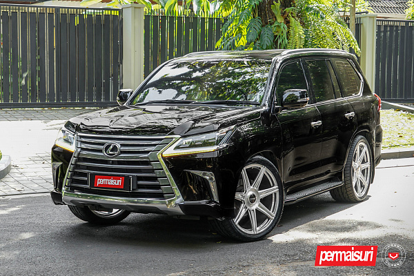 Фото дисков Vossen S17-11 Глянцевый лак на Lexus LX III