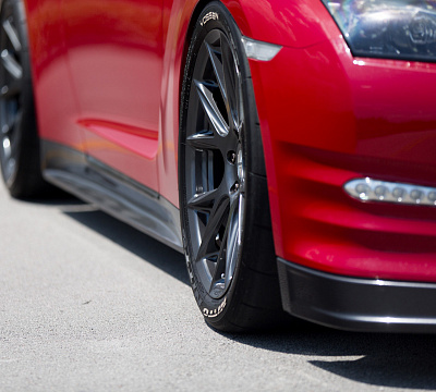 Фото дисков Vossen VFS-6 на Nissan GT-R