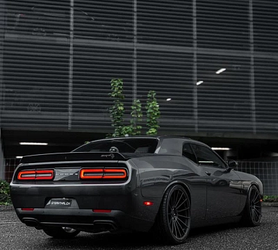 Фото дисков ST Wheels ST22 на Dodge Challenger III